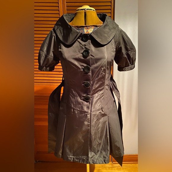 Cynthia Steffe Rain dress. Size 6 - Picture 5 of 8